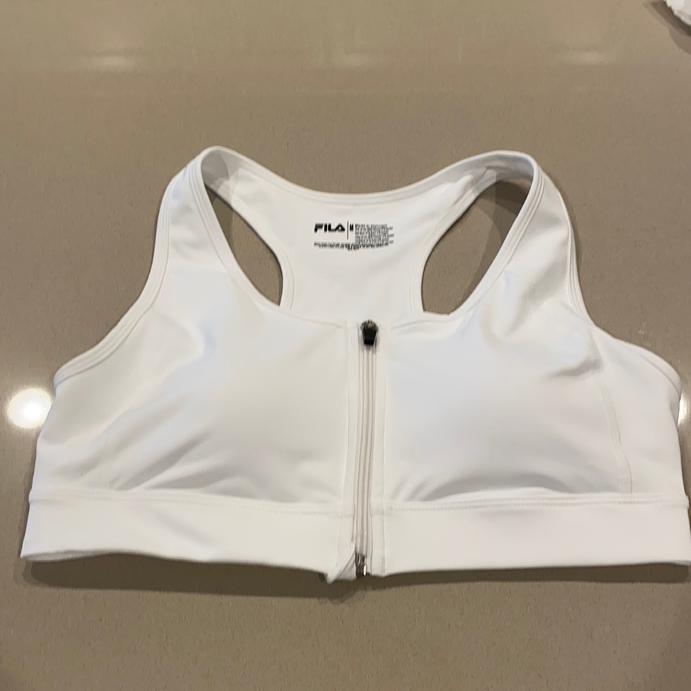 Women’s sport bra